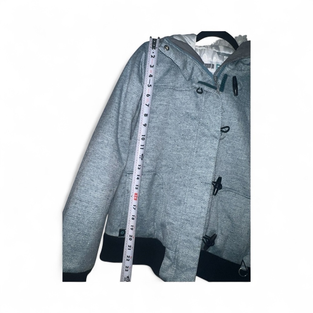 Roxy Limited 5000 Ski/Snowboard Outdoors Jacket - Picture 11 of 16